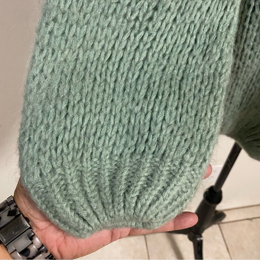 OST Cardigan Women’s Size Large Sage Green Chunky Knit Sweater Cardigan - Picture 8 of 16